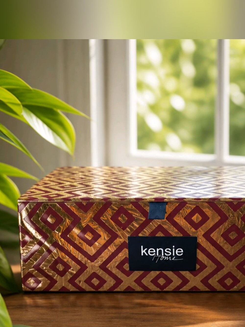 Kensie Home Glass Jewelry Box ~ Rare